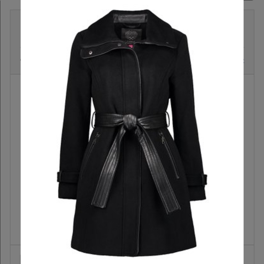 BNWT Vince Camuto Coat (Large)